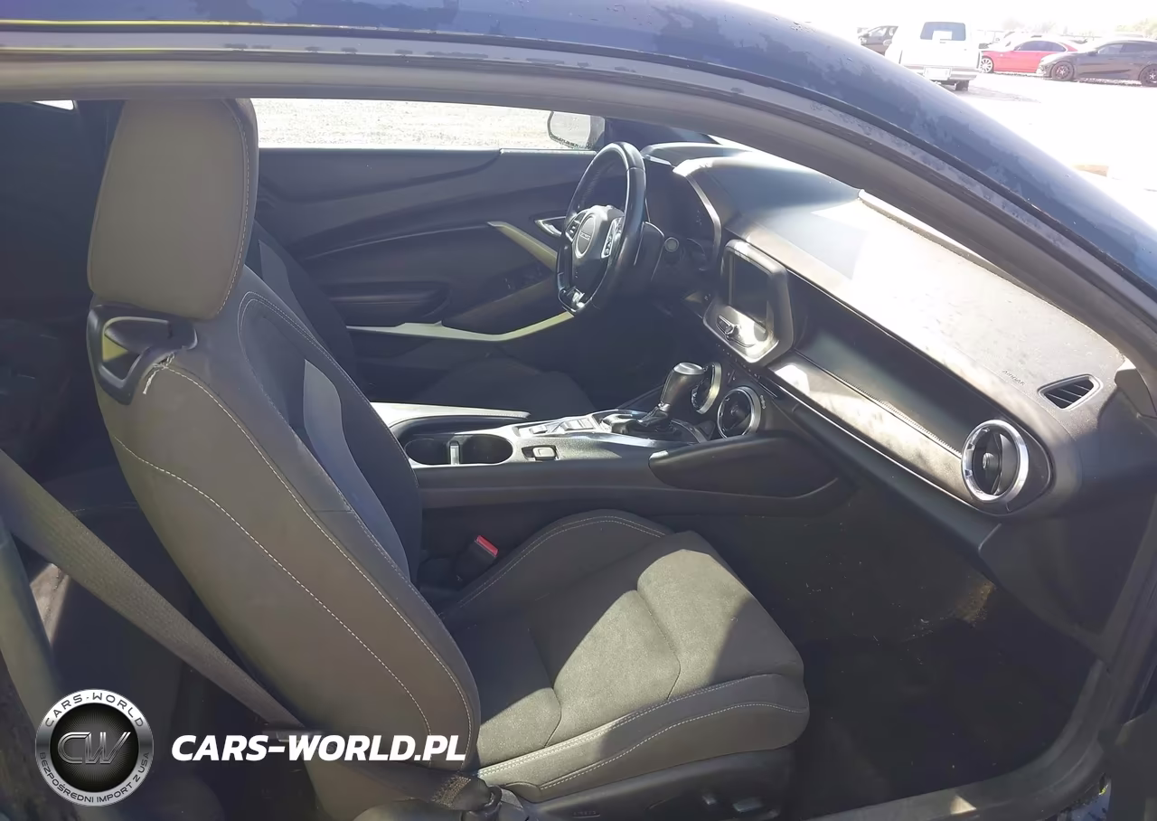 2018 Chevrolet Camaro 1Lt VIN:1G1FB1RX6J0105338 - 5
