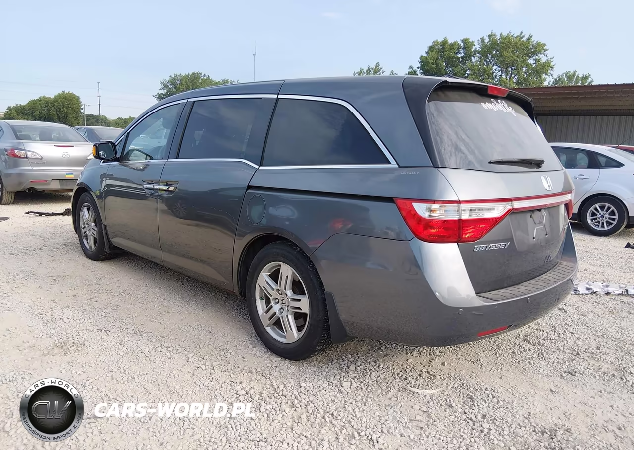 2012 Honda Odyssey Touring-Touring Elite VIN:5FNRL5H90CB072367 - 3
