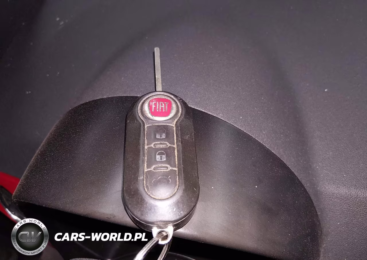 2013 Fiat 500 Sport VIN:3C3CFFBRXDT553746 - 11
