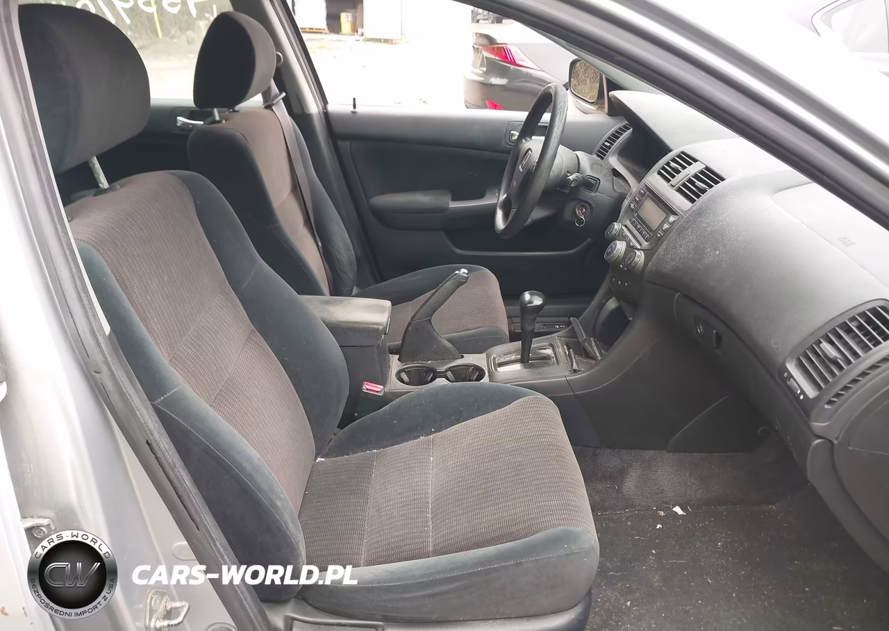 2003 Honda Accord Sdn Lx VIN:1HGCM56373A054895 - 5