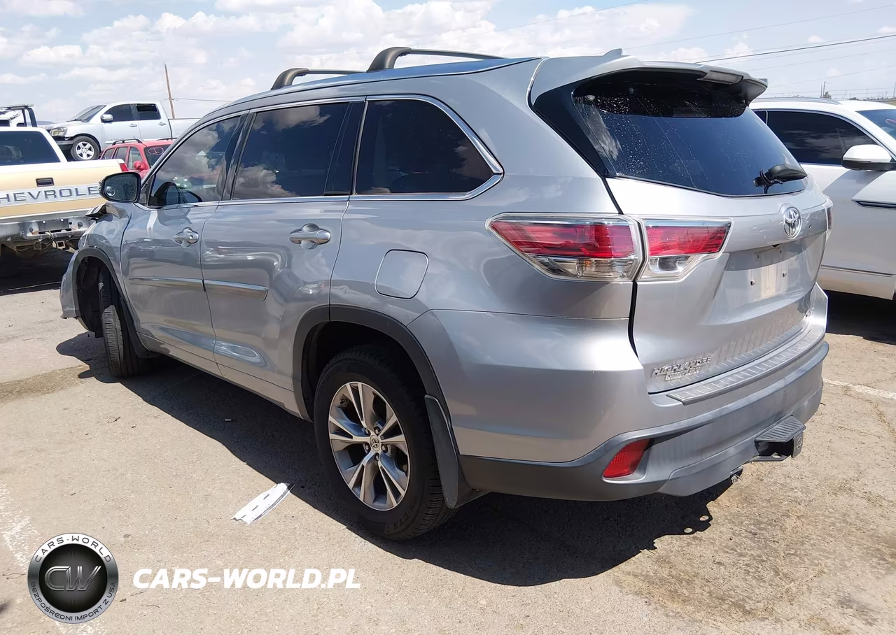 2015 Toyota Highlander Xle V6 VIN:5TDJKRFH0FS183552 - 3