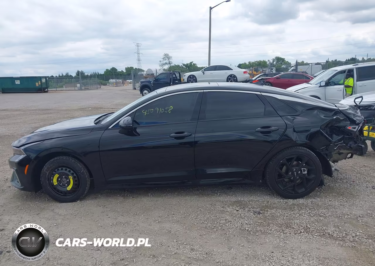 2026 Kia K5 Gt-Line Awd VIN:KNAG64J71T5492588 - 14