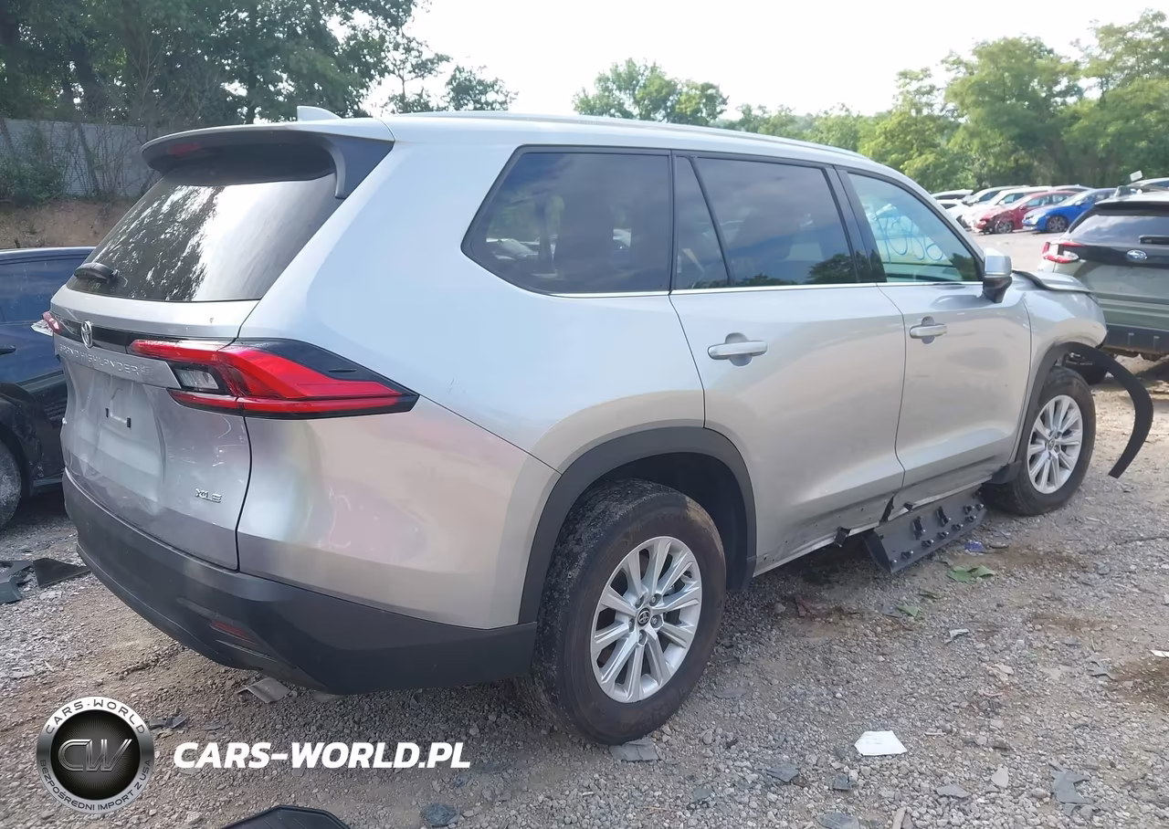 2024 Toyota Grand Highlander Xle VIN:5TDAAAB55RS025843 - 4