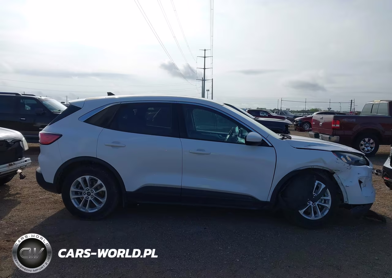 2020 Ford Escape Se VIN:1FMCU0G60LUB13287 - 13