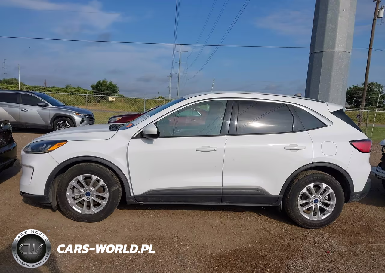 2020 Ford Escape Se VIN:1FMCU0G60LUB13287 - 14