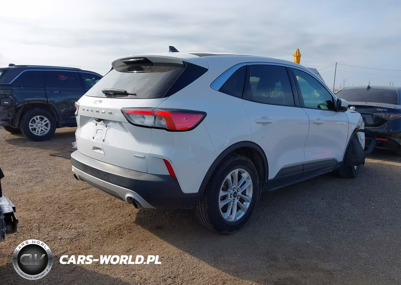 2020 Ford Escape Se VIN:1FMCU0G60LUB13287 - 4