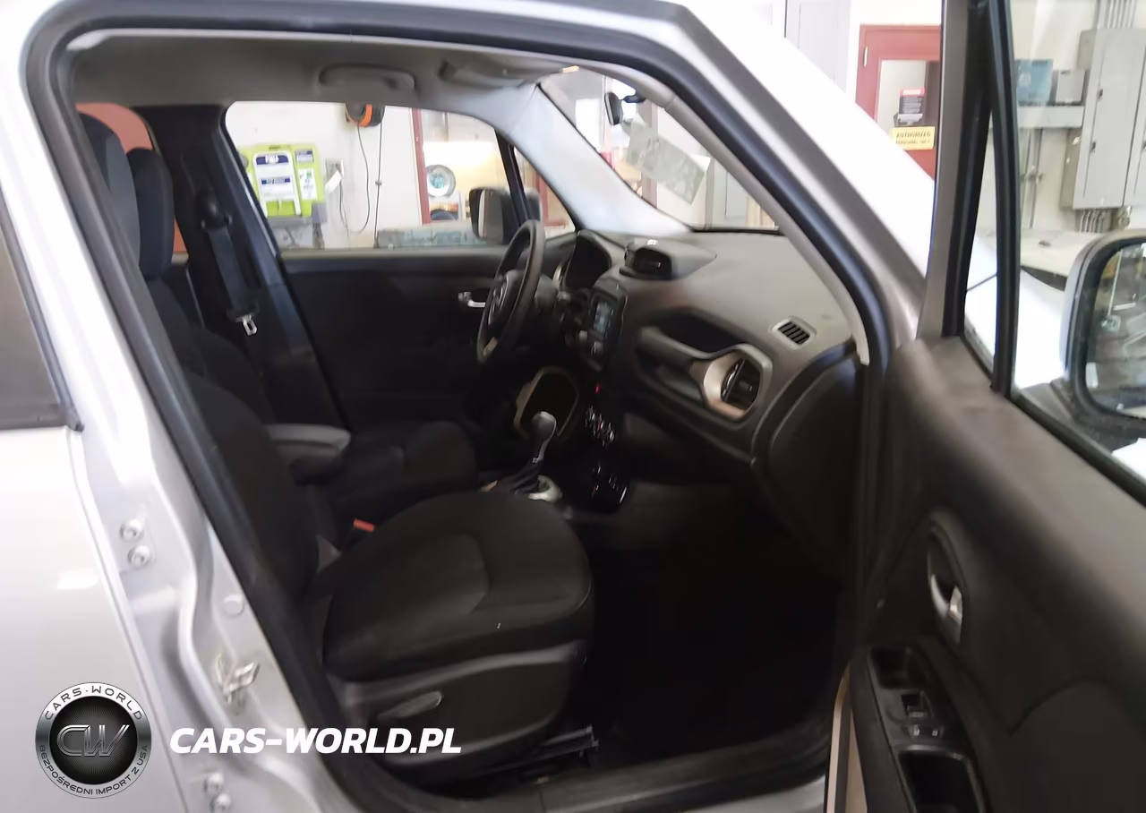 2017 Jeep Renegade Sport VIN:ZACCJBAB8HPG24107 - 5