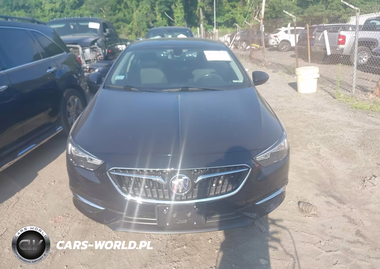 2018 Buick Regal Sportback Preferred VIN:W04GL6SX9J1127984 - 13