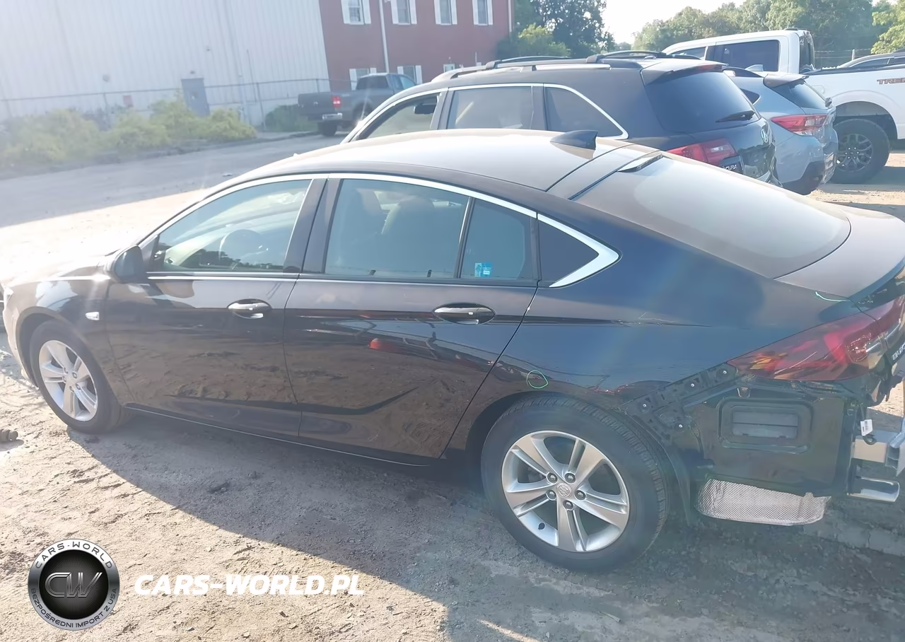 2018 Buick Regal Sportback Preferred VIN:W04GL6SX9J1127984 - 15