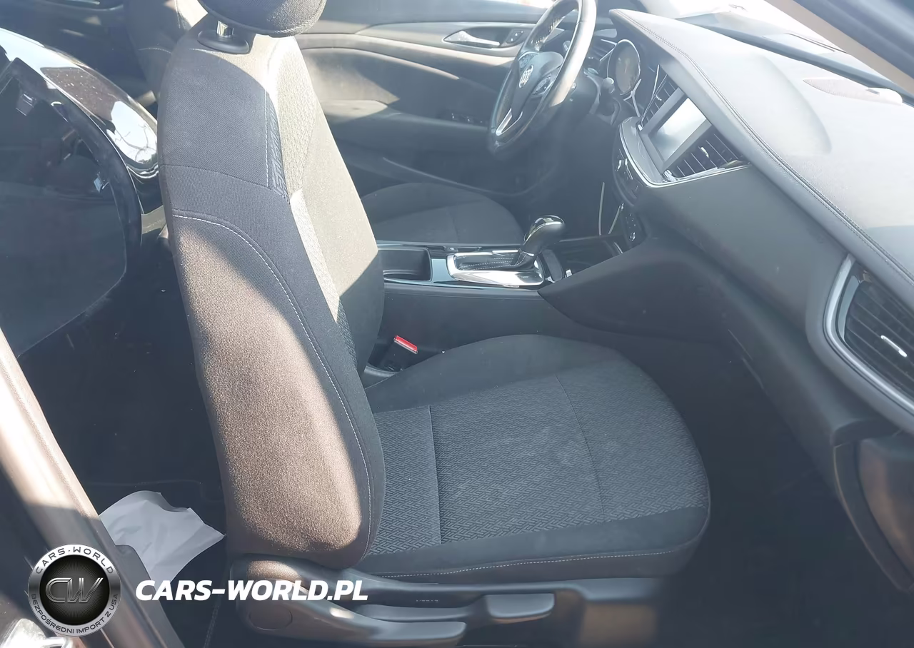 2018 Buick Regal Sportback Preferred VIN:W04GL6SX9J1127984 - 5