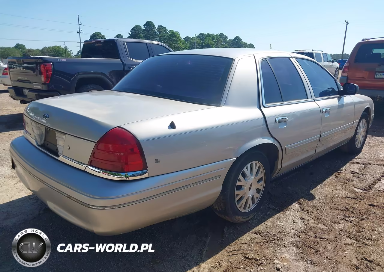 2005 Ford Crown Victoria Lx-Lx Sport VIN:2FAFP74W65X118176 - 4