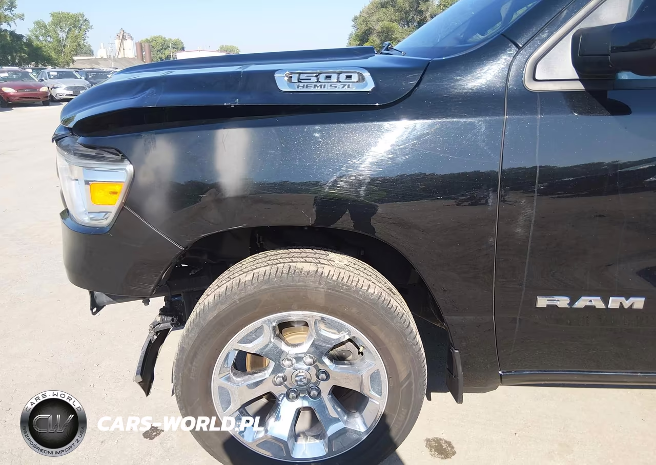 2020 Ram 1500 Big Horn 4X4 5'7 Box VIN:1C6SRFFT0LN403641 - 19