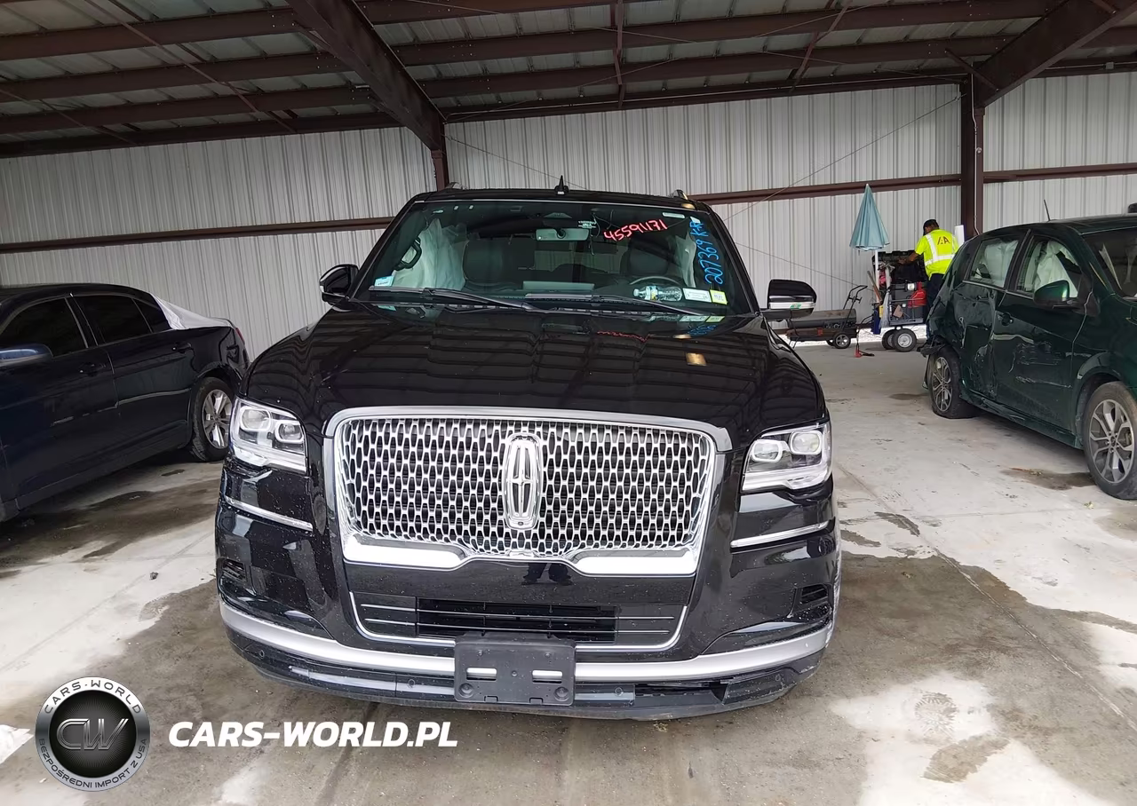 2024 Lincoln Navigator Premiere VIN:5LMJJ2NG8REL16323 - 12