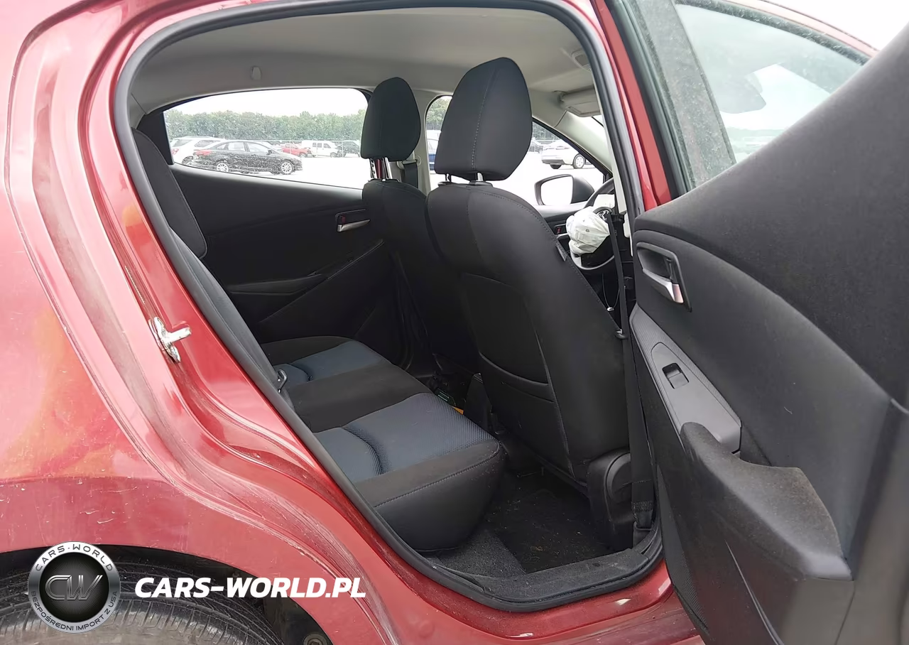 2019 Toyota Yaris L VIN:3MYDLBYV7KY526463 - 8