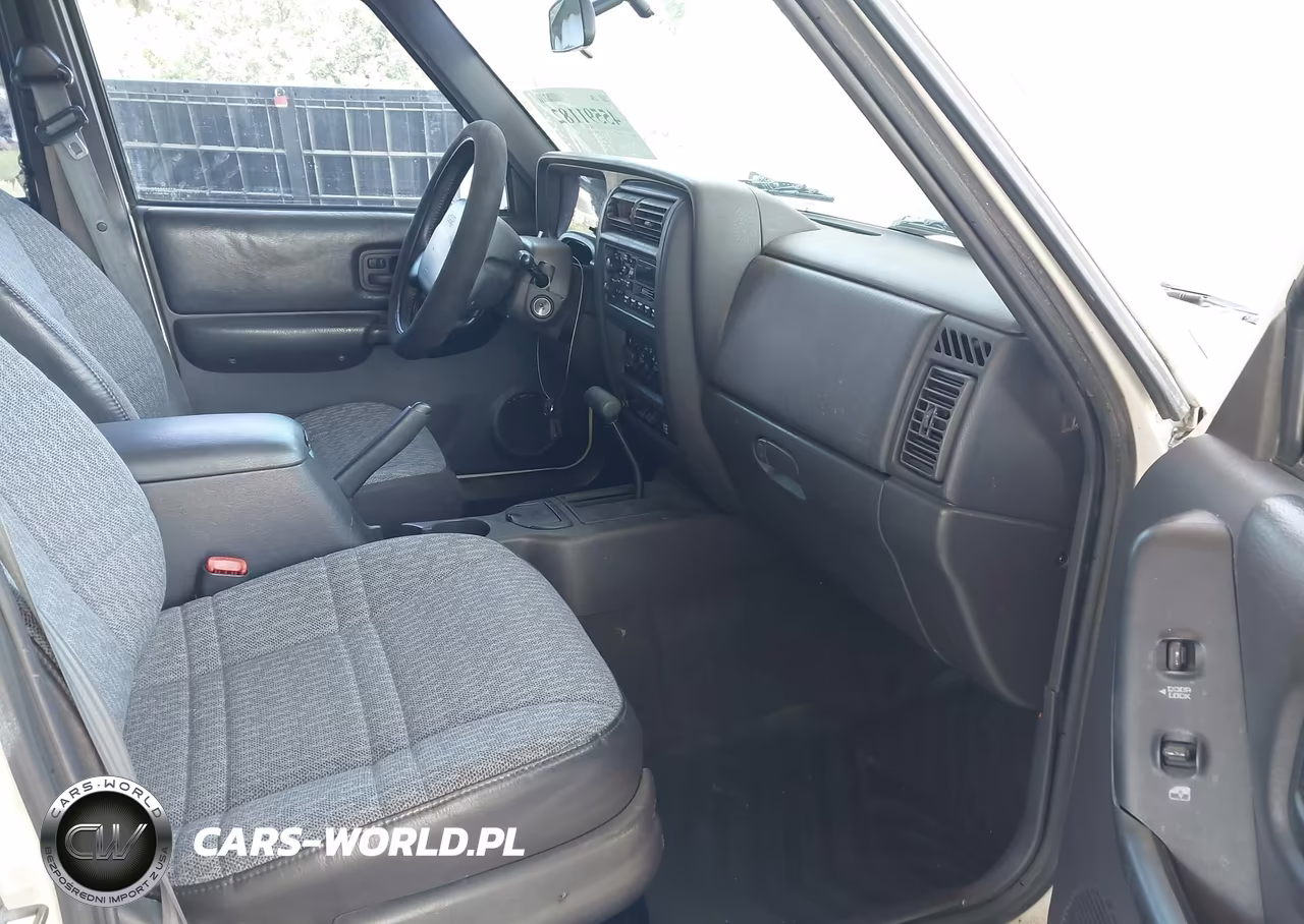 2001 Jeep Cherokee Sport VIN:1J4FT48S91L525647 - 5