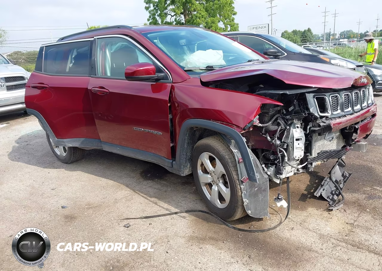 2021 Jeep Compass Latitude 4X4 – zdjęcie 1 z 16