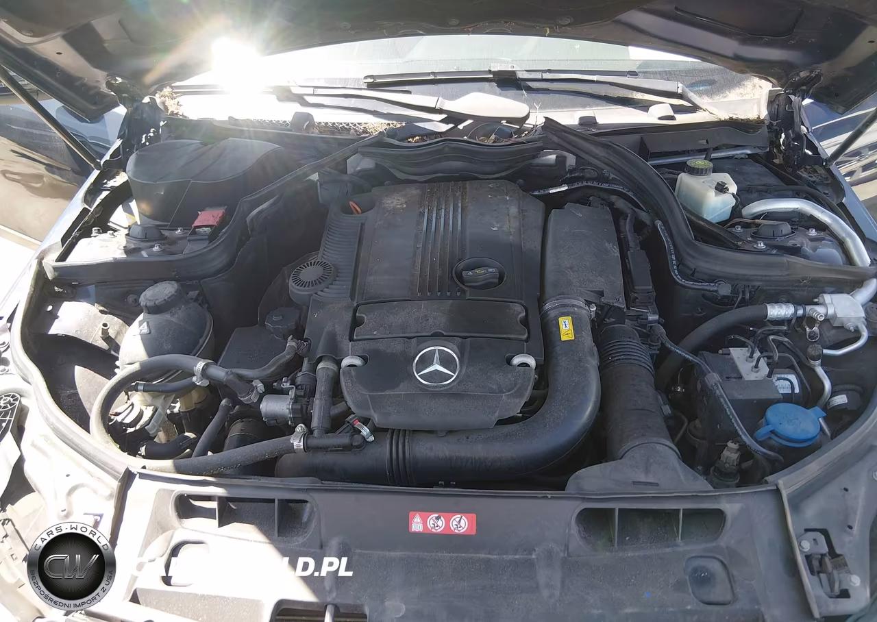 2013 Mercedes-Benz C 250 Sport VIN:WDDGF4HB1DA863261 - 10