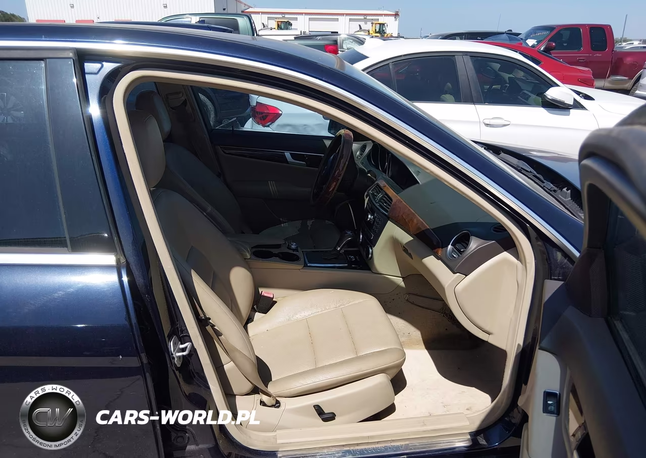 2013 Mercedes-Benz C 250 Sport VIN:WDDGF4HB1DA863261 - 5