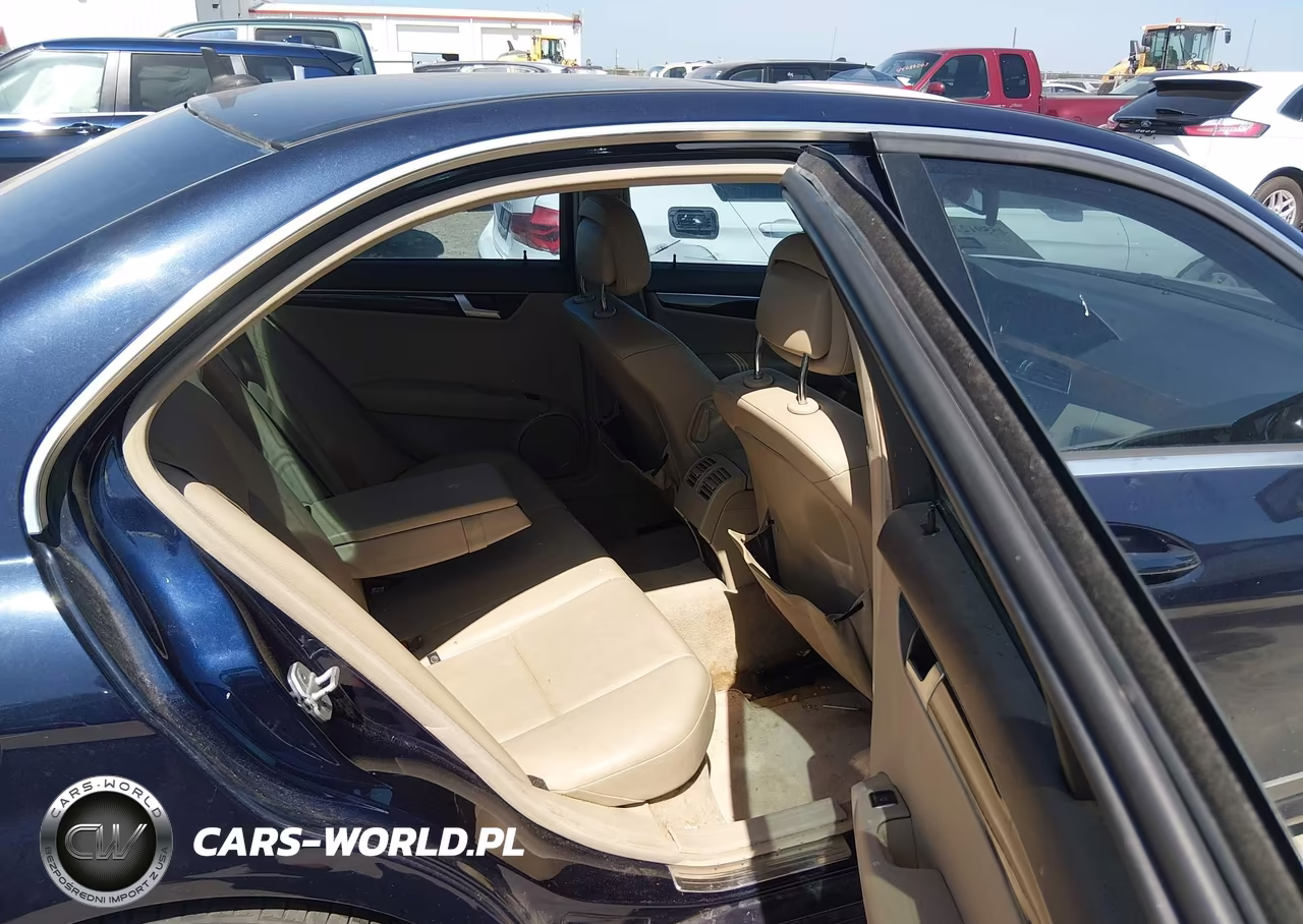 2013 Mercedes-Benz C 250 Sport VIN:WDDGF4HB1DA863261 - 8