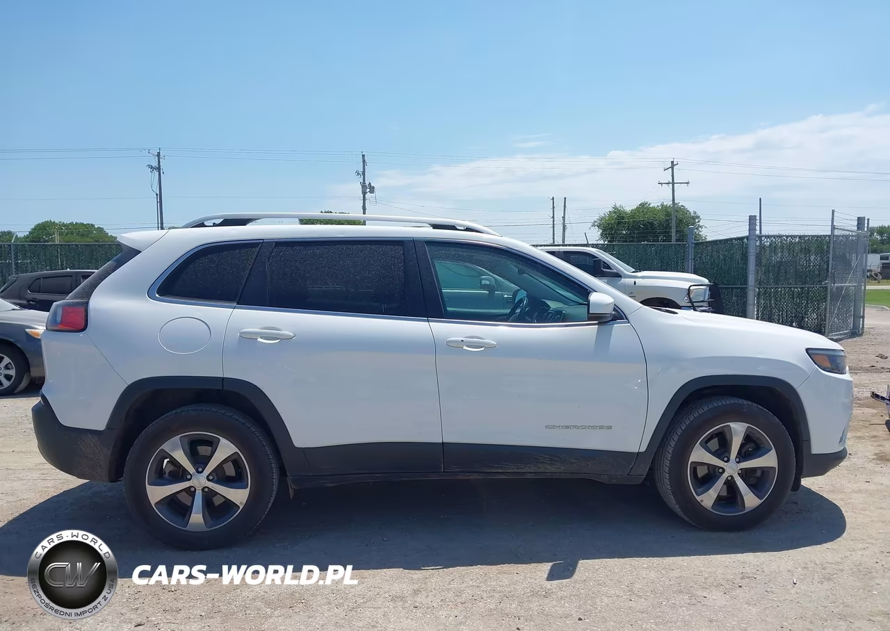 2019 Jeep Cherokee Limited 4X4 VIN:1C4PJMDX3KD475809 - 13