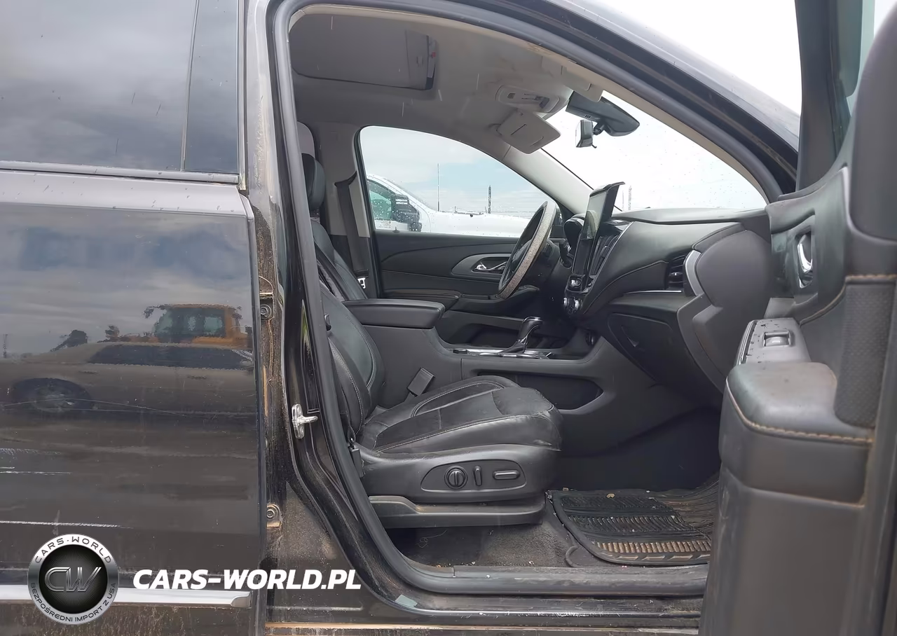 2019 Chevrolet Traverse Premier VIN:1GNERKKW3KJ129170 - 5