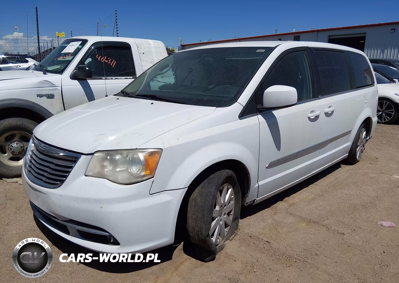 CHRYSLER TOWN & COU VIN:2C4RC1BG5ER293177 - 2