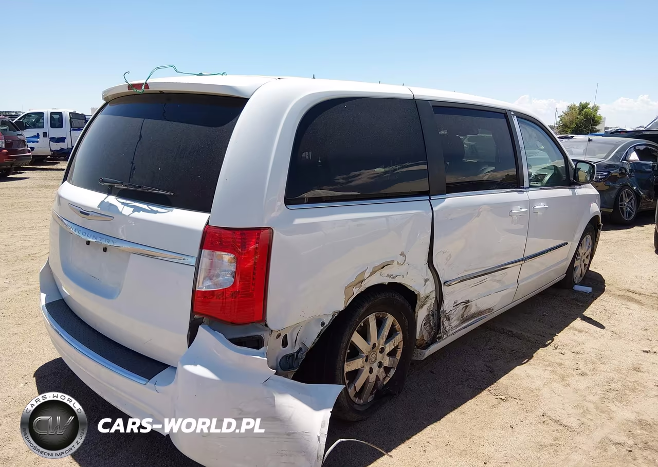 CHRYSLER TOWN & COU VIN:2C4RC1BG5ER293177 - 4