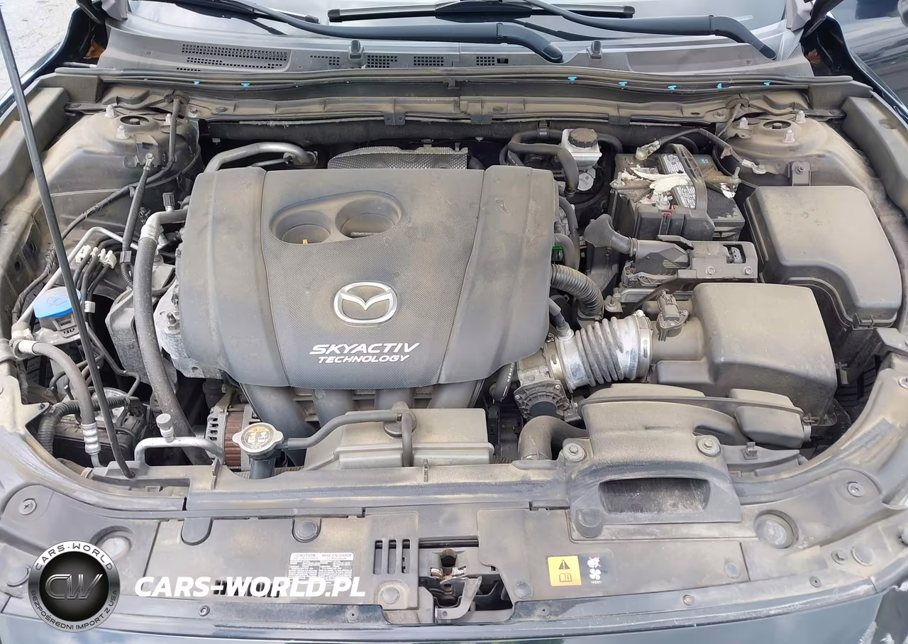 2018 Mazda Mazda3 Touring VIN:3MZBN1V32JM261581 - 10