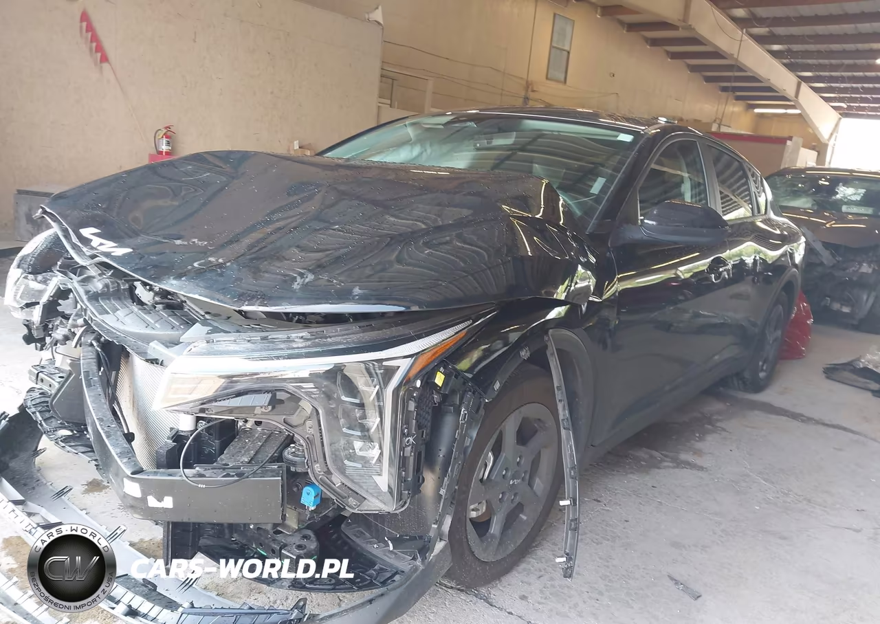 2026 Kia K4 Lxs VIN:3KPFT4DE8TE273956 - 2