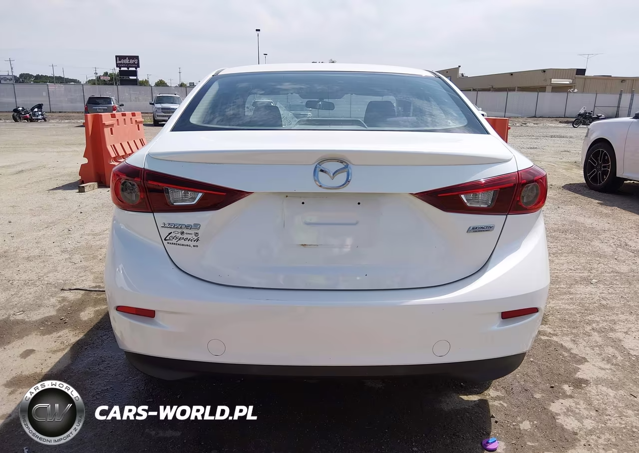2014 Mazda Mazda3 I Touring VIN:JM1BM1V71E1111067 - 16