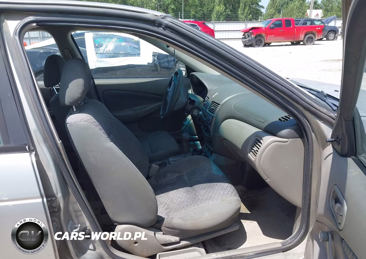 2002 Nissan Sentra Xe VIN:3N1CB51D12L610083 - 5