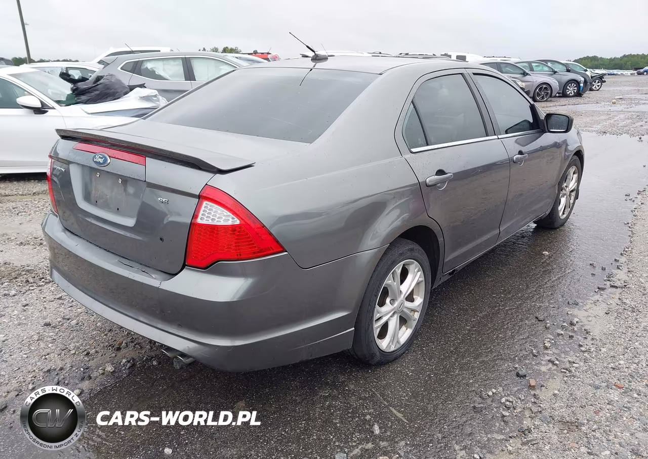 2012 Ford Fusion Se VIN:3FAHP0HA0CR135274 - 4
