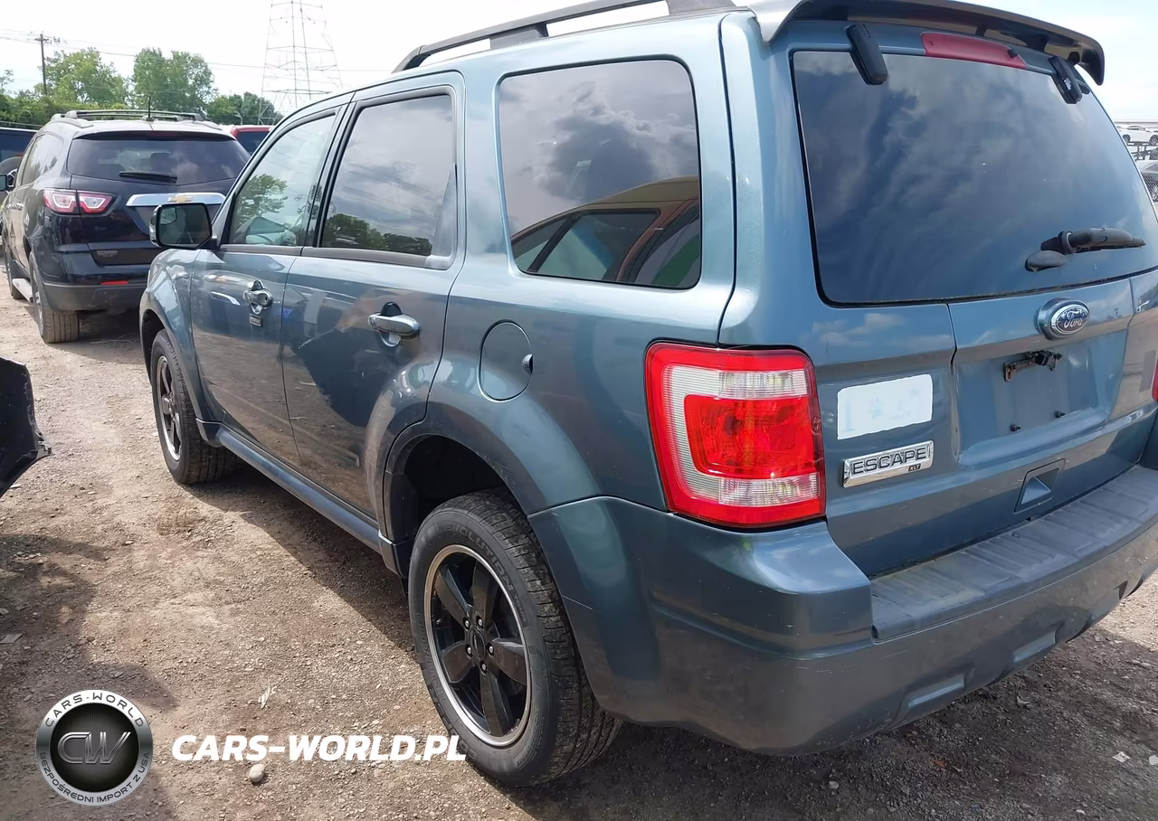 2011 Ford Escape Xlt VIN:1FMCU9D7XBKB22347 - 3