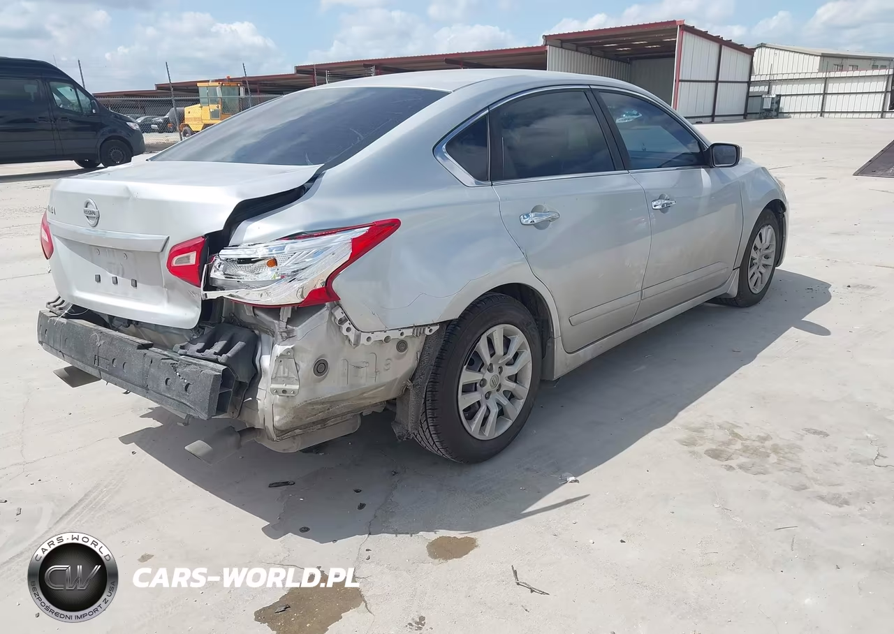 2016 Nissan Altima 2.5 S VIN:1N4AL3AP4GN372100 - 4