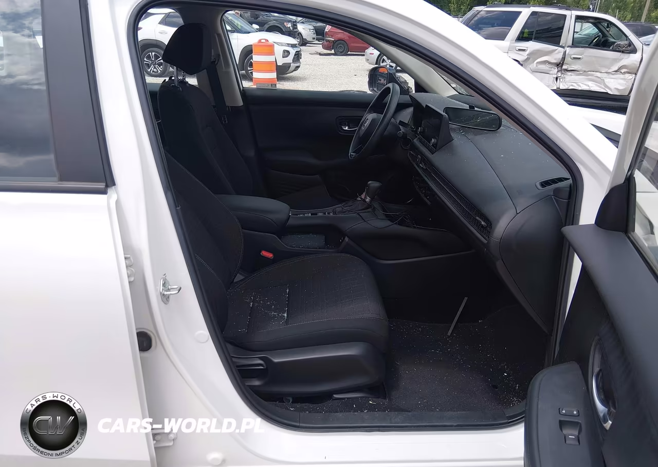 2024 Honda Hr-V 2Wd Lx VIN:3CZRZ1H37RM729103 - 5
