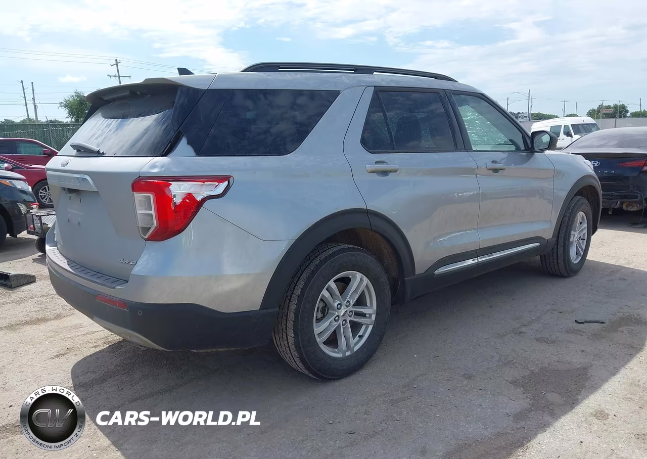 2022 Ford Explorer Xlt VIN:1FMSK8DH7NGB90410 - 4