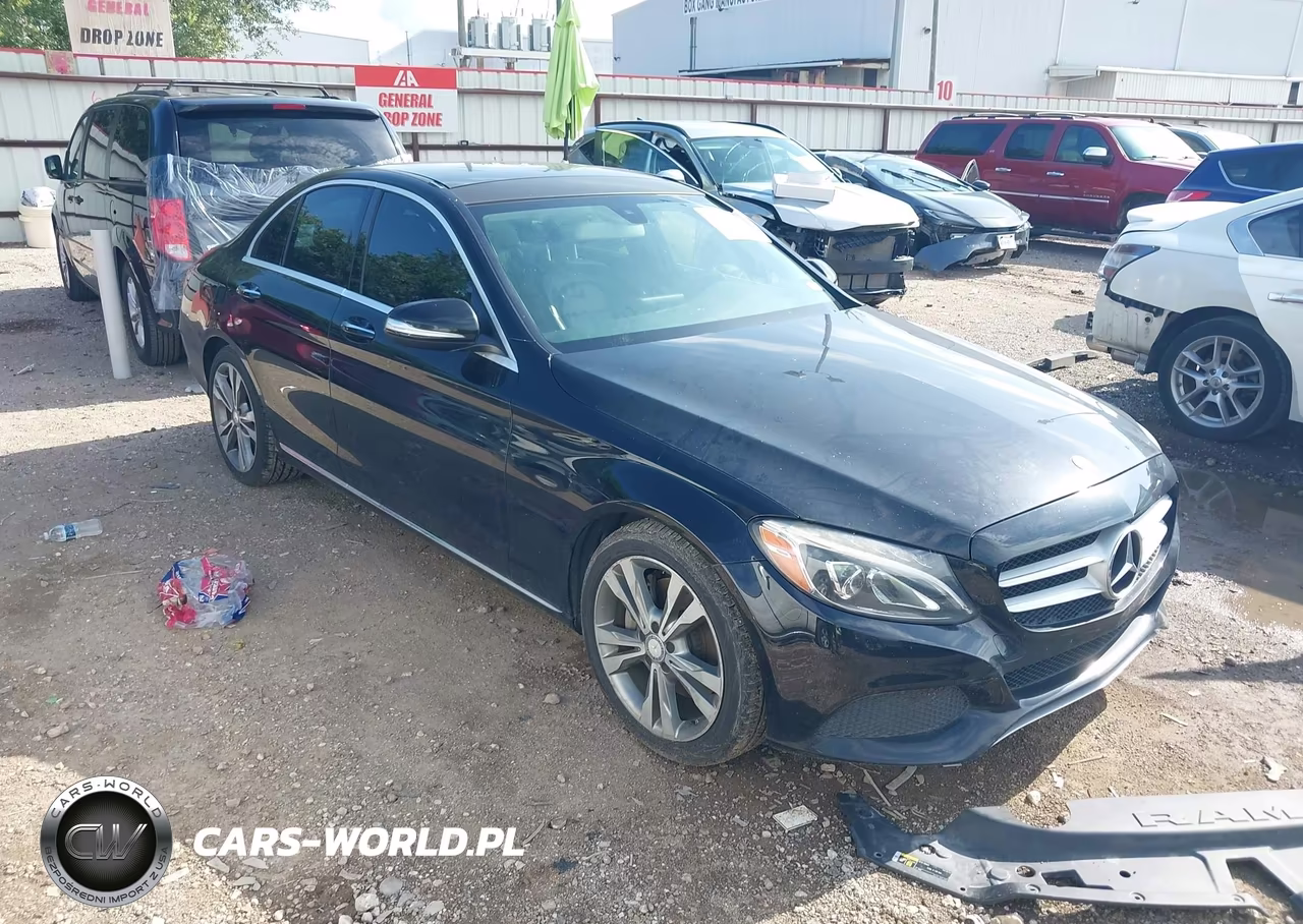 2015 Mercedes-Benz C 300 4Matic – zdjęcie 1 z 16