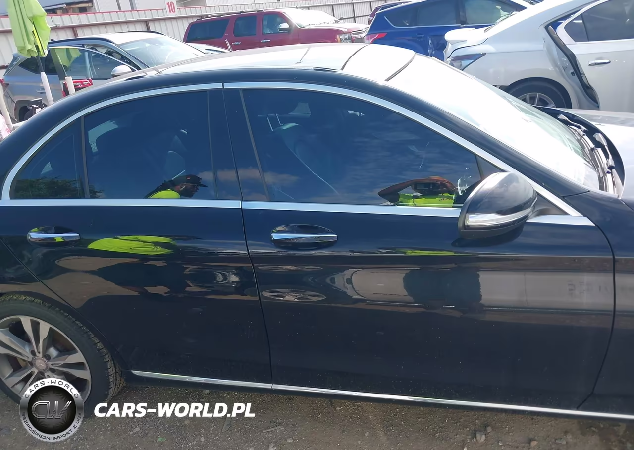 2015 Mercedes-Benz C 300 4Matic VIN:55SWF4KB8FU010217 - 13