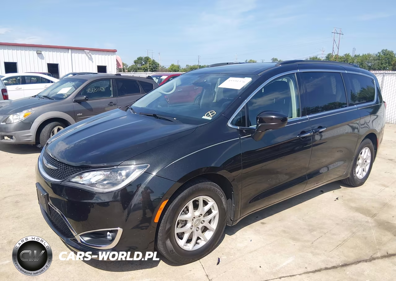 2017 Chrysler Pacifica Touring Plus VIN:2C4RC1BG3HR771827 - 2