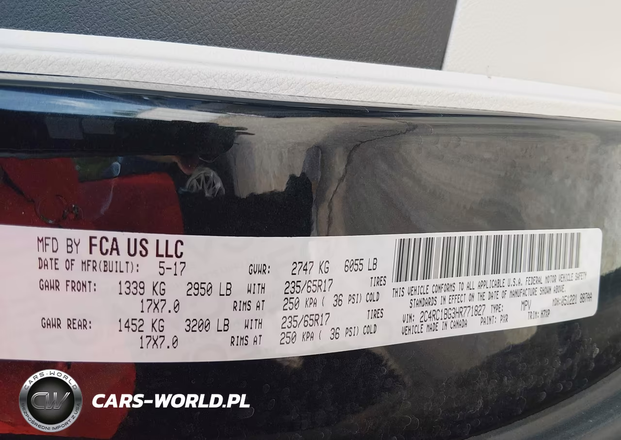 2017 Chrysler Pacifica Touring Plus VIN:2C4RC1BG3HR771827 - 9