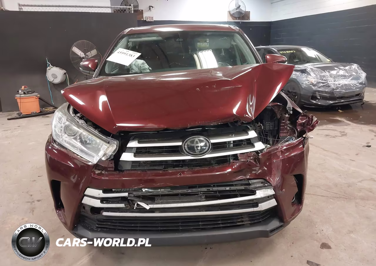 2019 Toyota Highlander Le VIN:5TDBZRFH9KS915378 - 13