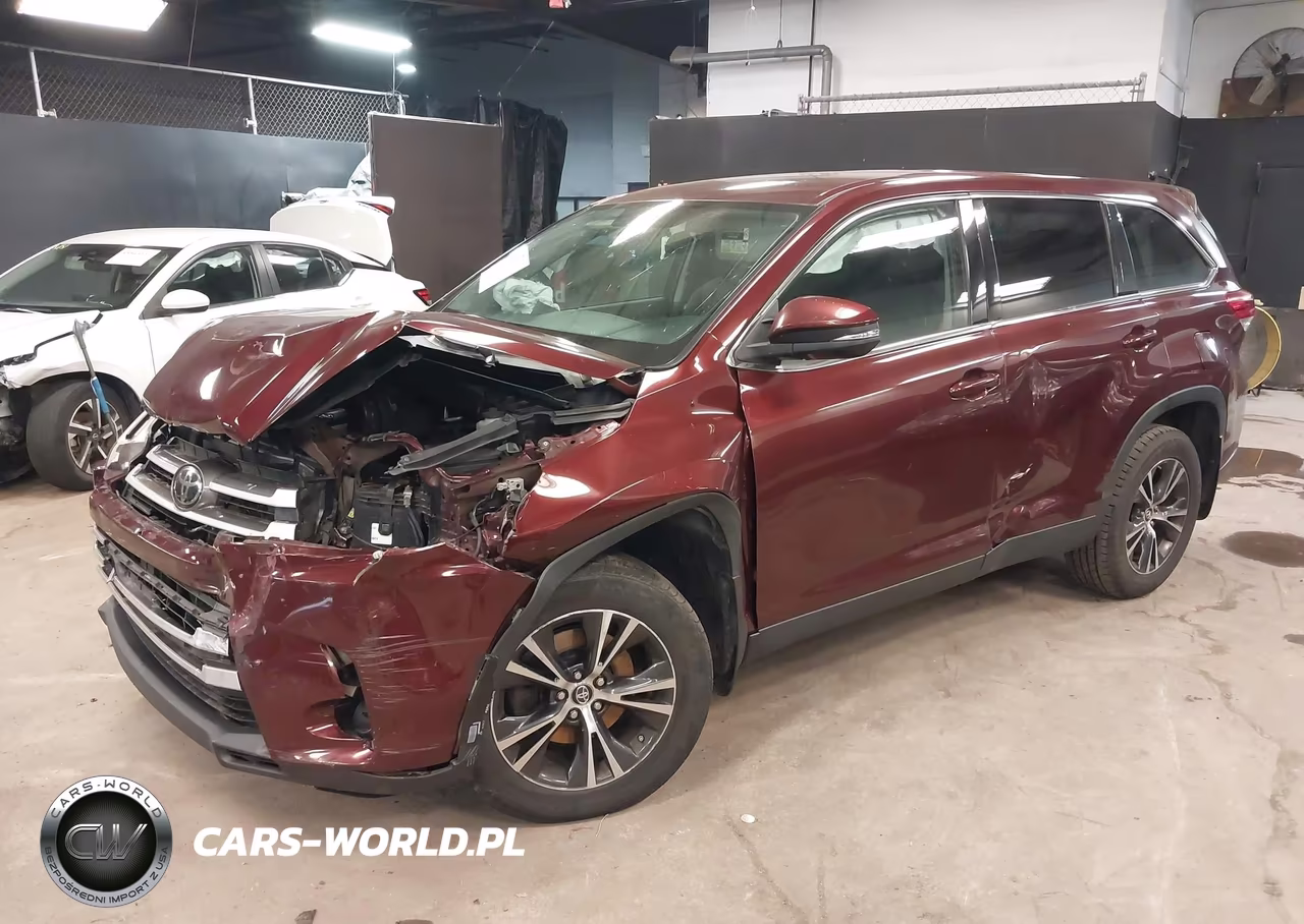 2019 Toyota Highlander Le VIN:5TDBZRFH9KS915378 - 6