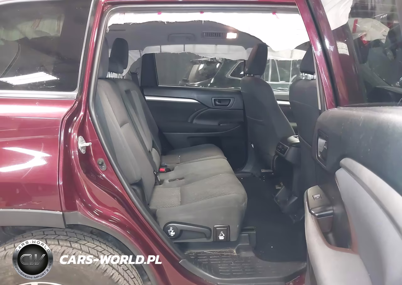 2019 Toyota Highlander Le VIN:5TDBZRFH9KS915378 - 8