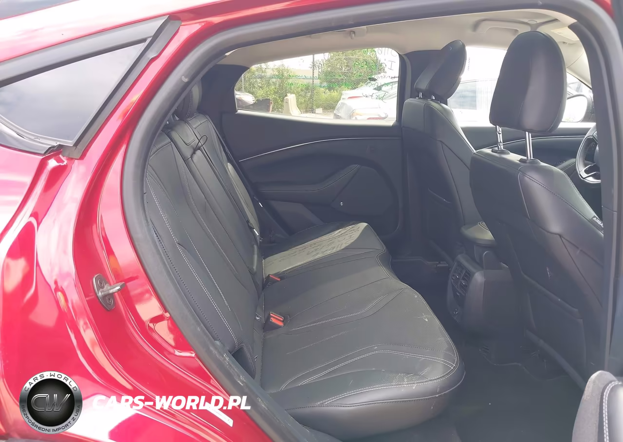 2021 Ford Mustang Mach-E Premium VIN:3FMTK3SU0MMA51263 - 8