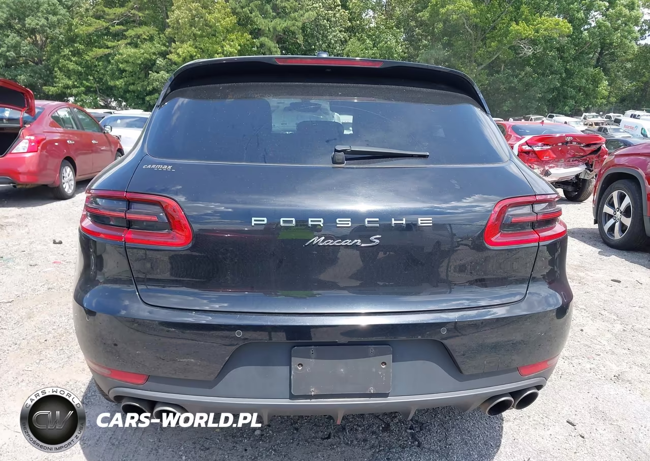 2016 Porsche Macan S VIN:WP1AB2A54GLB50088 - 16