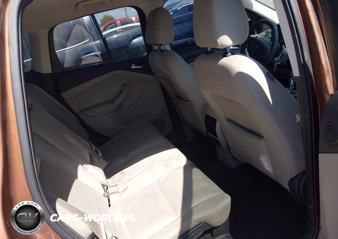 2017 Ford Escape Se VIN:1FMCU9G98HUA04114 - 8