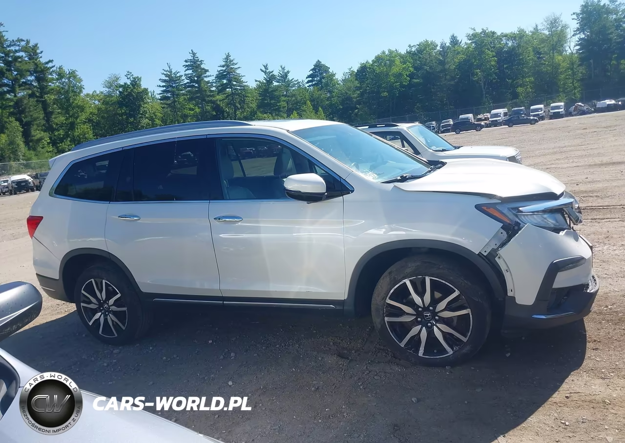 2019 Honda Pilot Elite VIN:5FNYF6H08KB029579 - 13