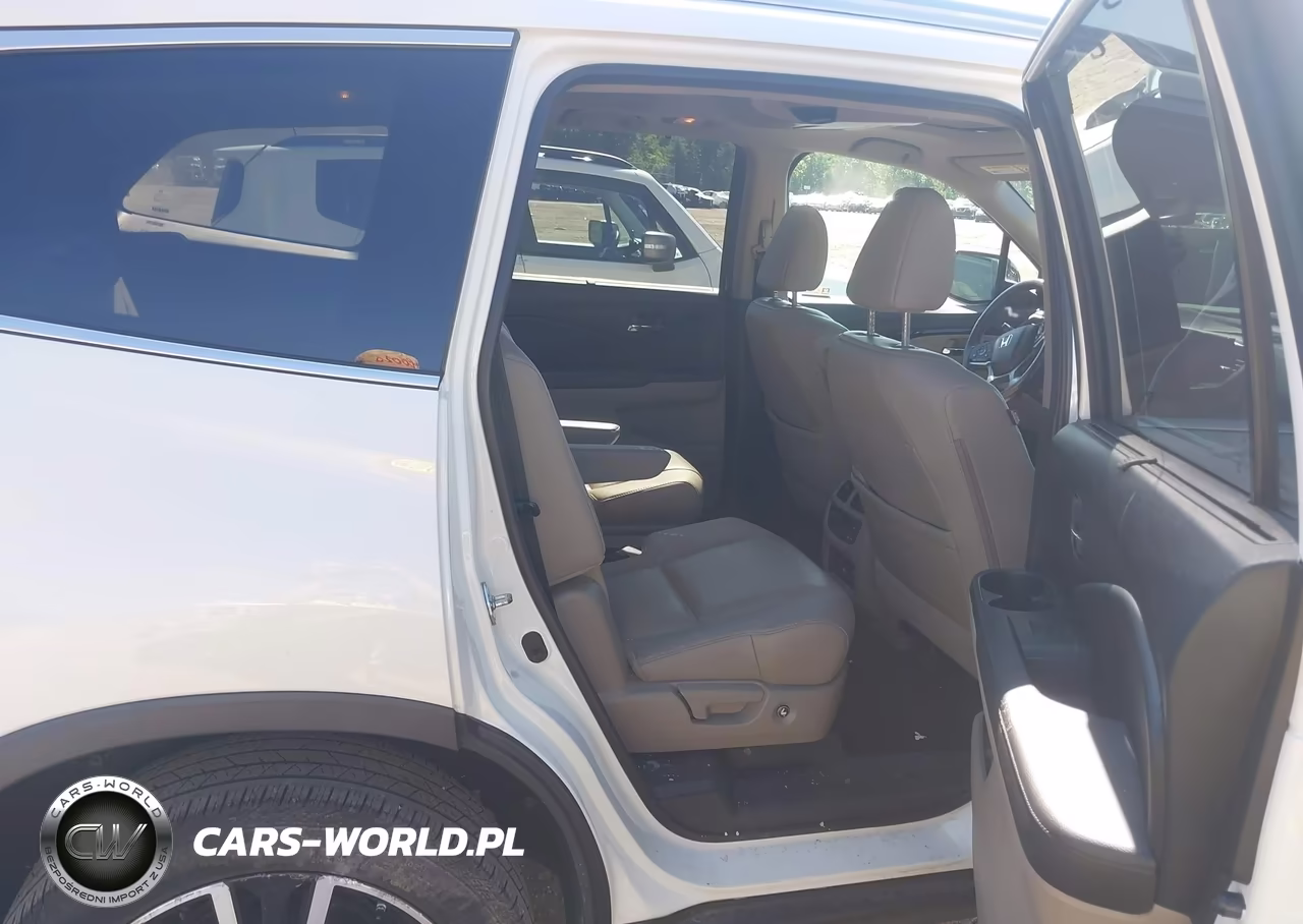 2019 Honda Pilot Elite VIN:5FNYF6H08KB029579 - 8