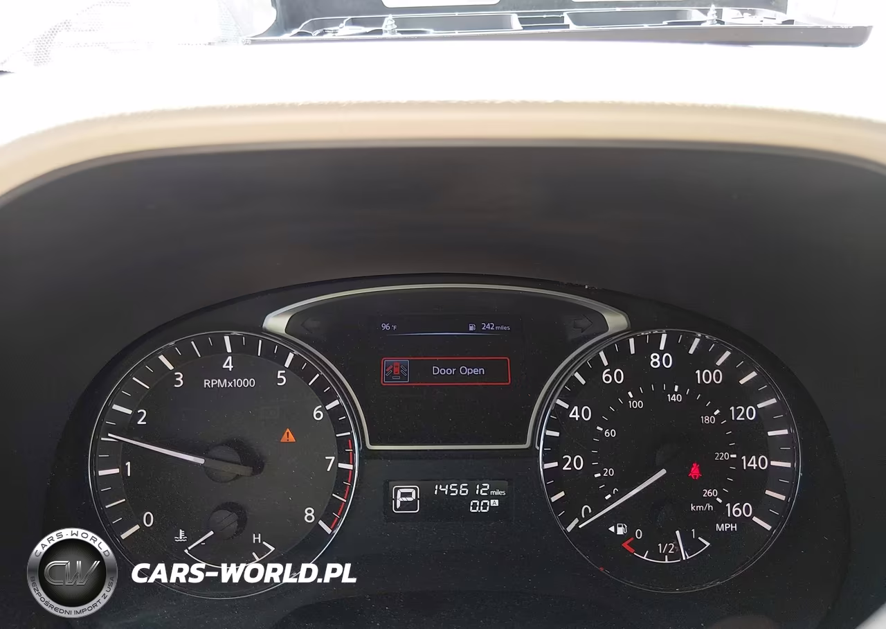 2015 Nissan Pathfinder Platinum-S-Sl-Sv VIN:5N1AR2MN7FC702881 - 7