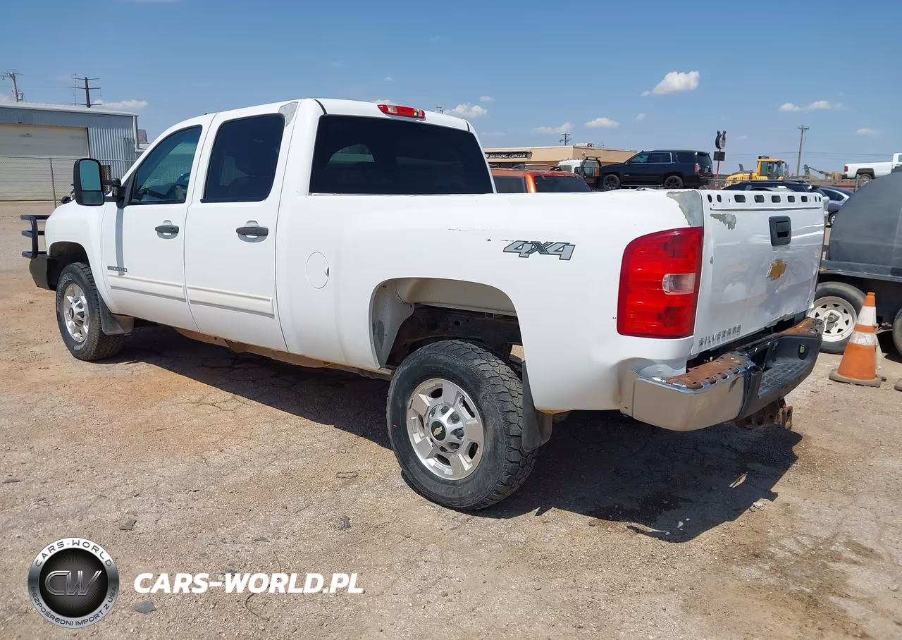2014 Chevrolet Silverado 2500Hd Lt VIN:1GC1KXCG4EF180975 - 3